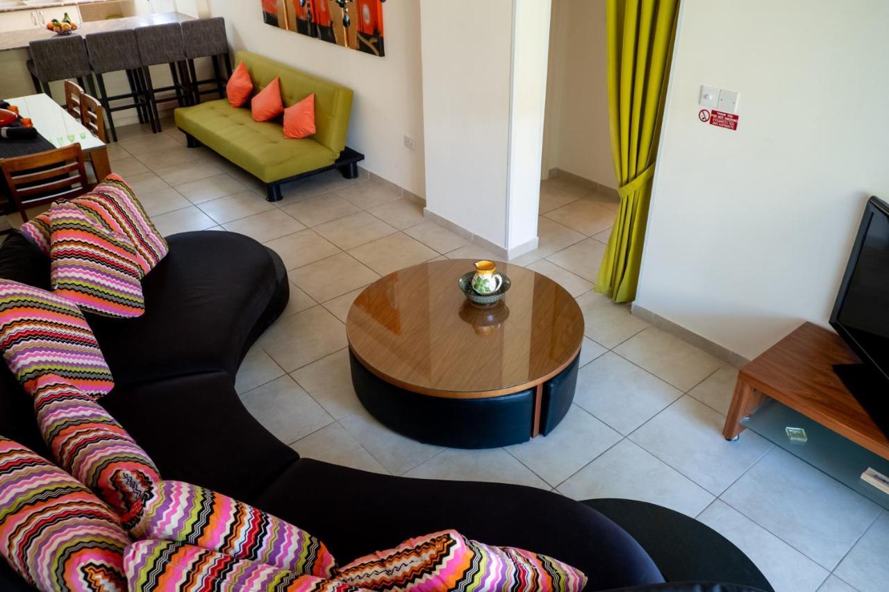 Stylish 2 Bedroom Apartment In Pegia Peyia Extérieur photo